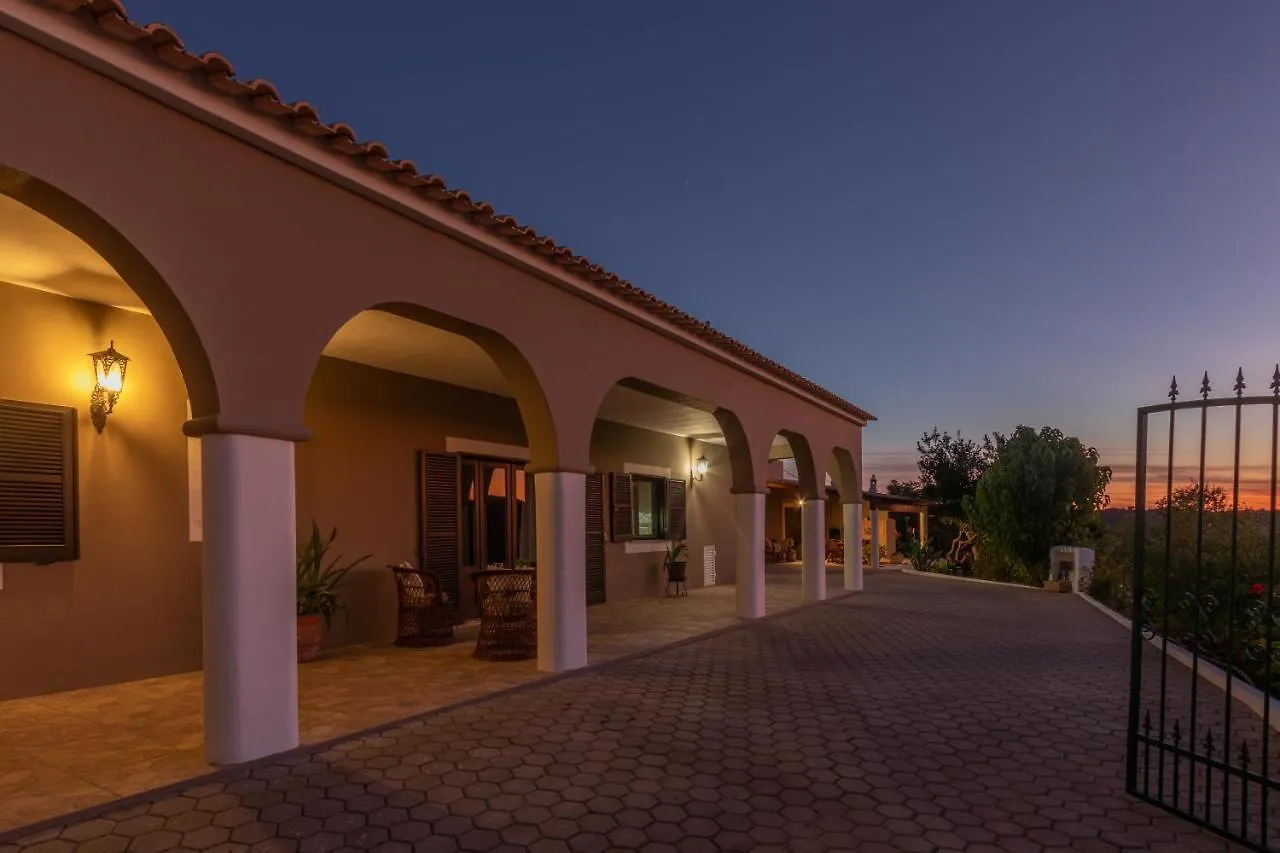 Villa Arade 실베스